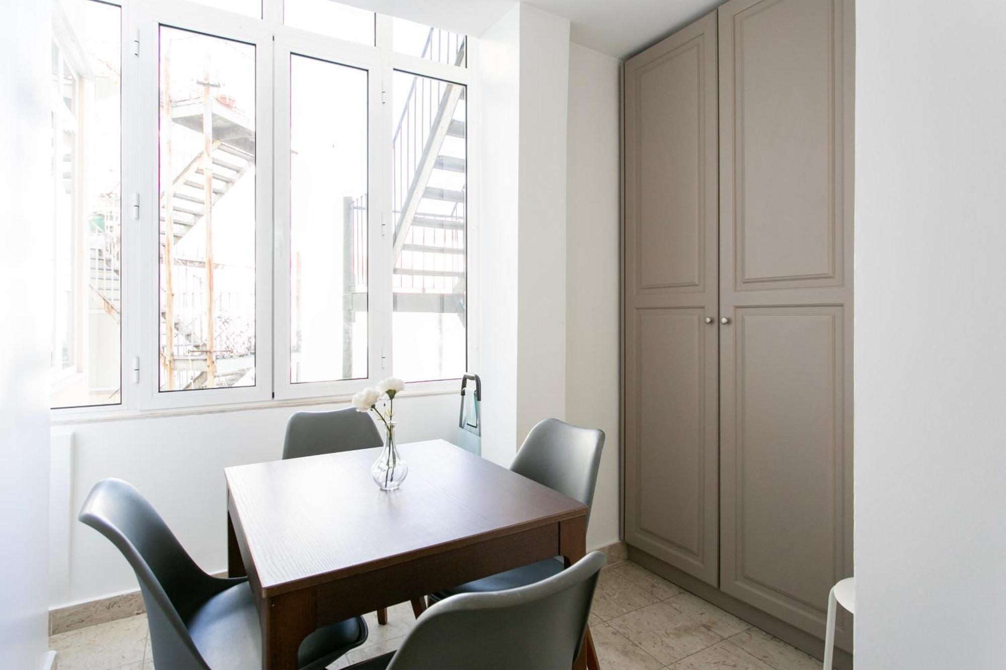 Boutique Near Ritz & Liberdade Apartment *
